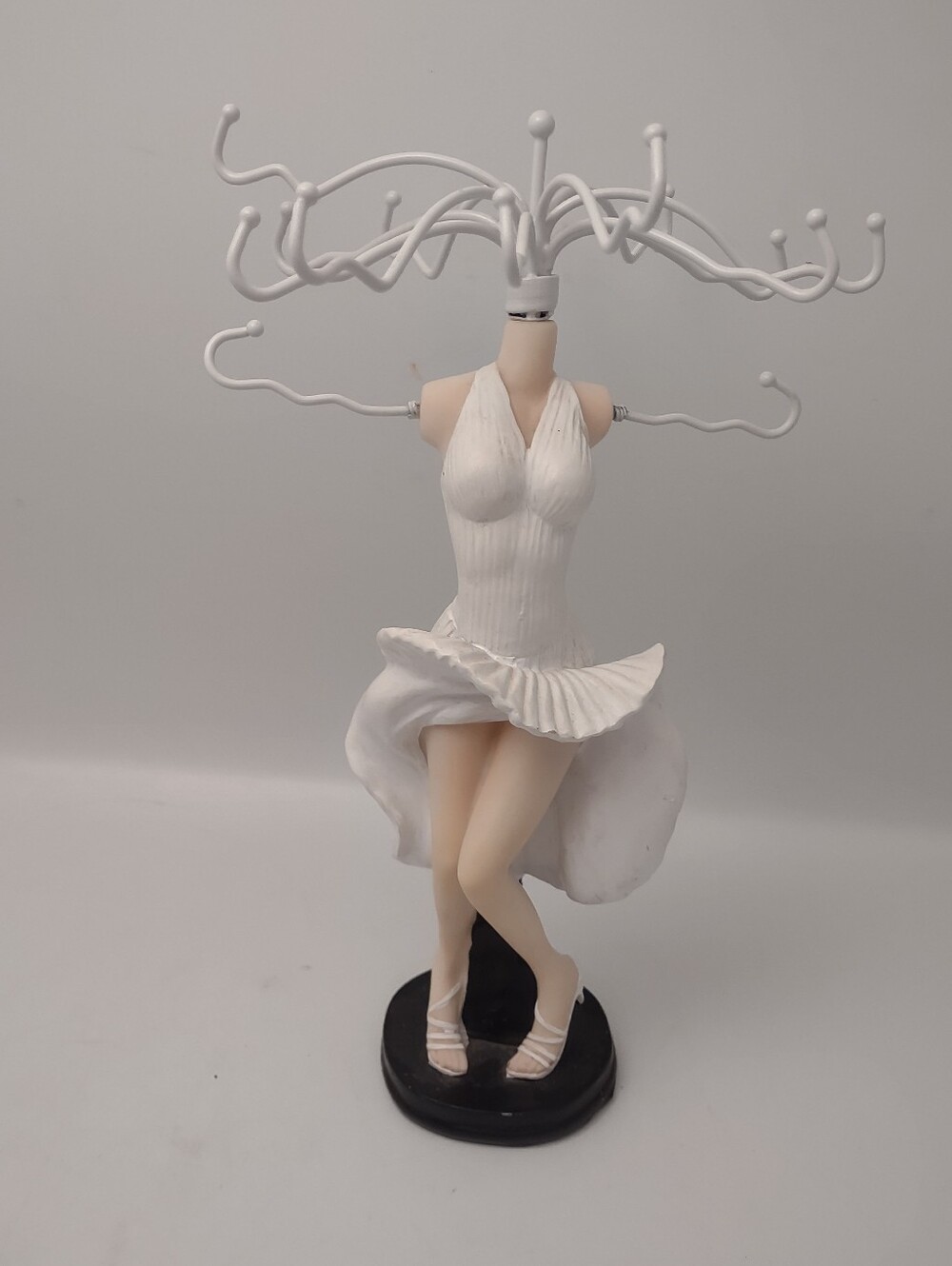 Marilyn Monroe Figurine Jewelry & Necklace Holder Iconic White Dress Figure 11"h